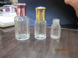 探秘义乌国际商贸城三区 翠凌玻璃制品的精油瓶魅力